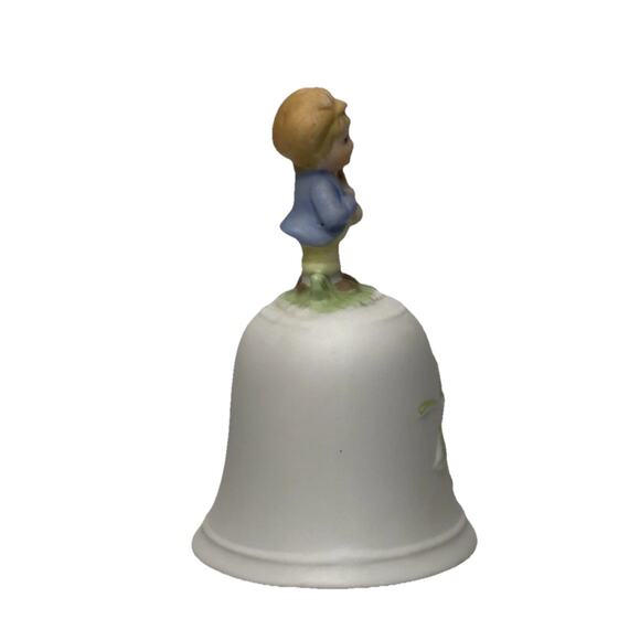 Homco Bell Figurine Porcelain Boy Playing Violin Fiddle 1416 Vintage - Picture 4 of 10